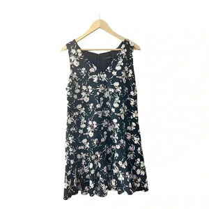 Banana Republic Womens Dress size 10 Sheath Sleeveless Zip Back Lined